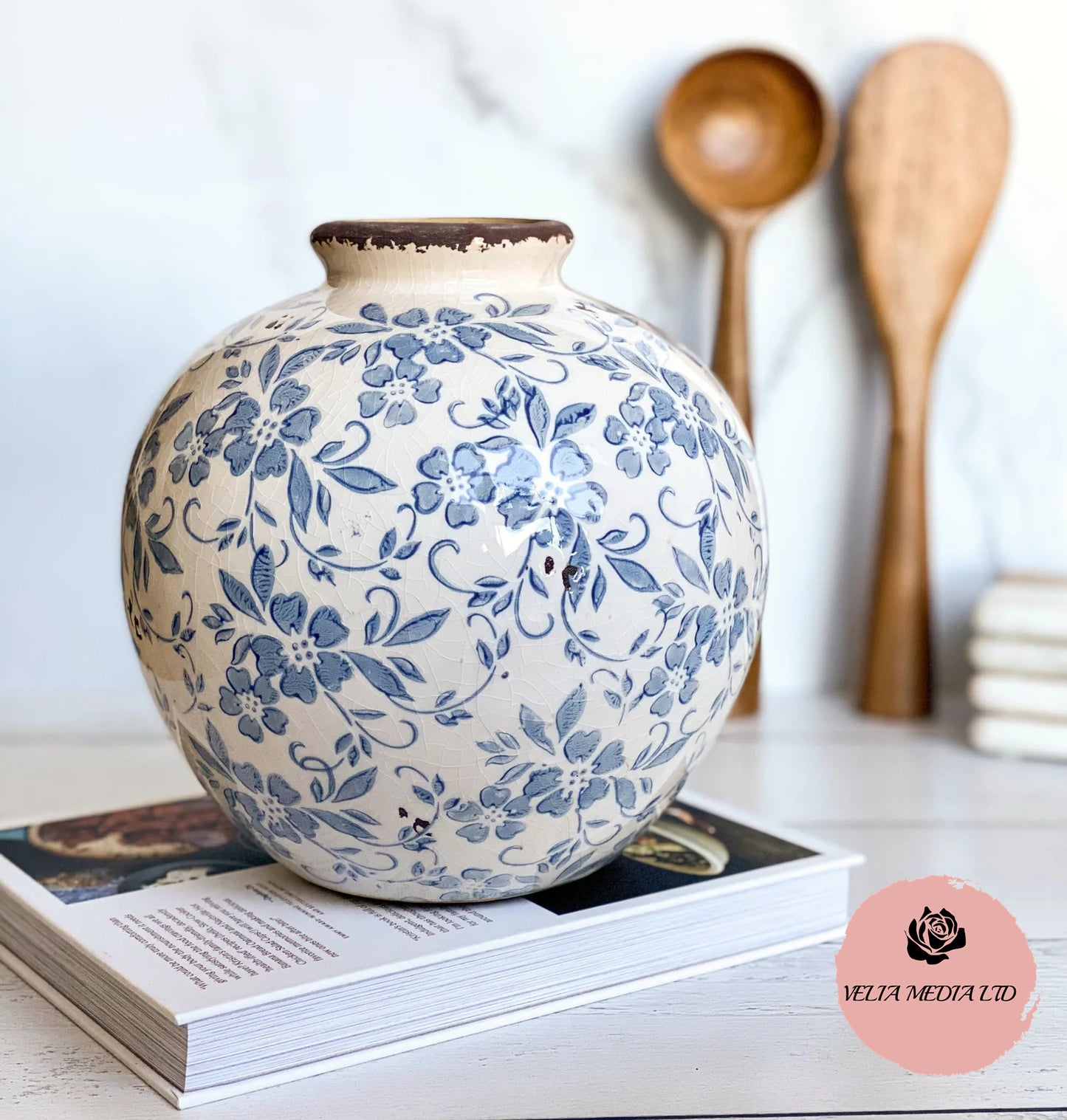 VELIA Laurelynn Vase